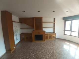 Piso y garaje en C/ Miguel Hernández, Almansa (Albacete) 2