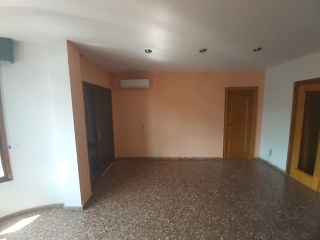 Piso y garaje en C/ Miguel Hernández, Almansa (Albacete) 3