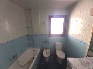 Piso y garaje en C/ Miguel Hernández, Almansa (Albacete) 17