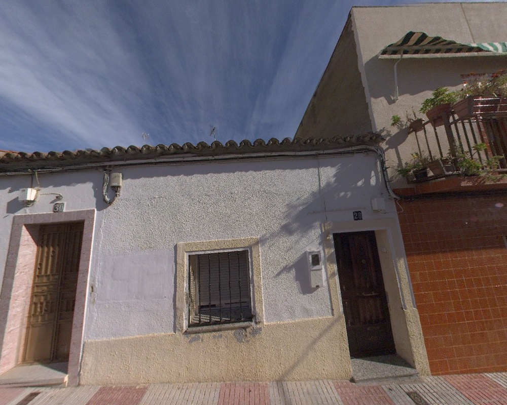 Casa adosada en C/ Santa Ramona, Mérida (Badajoz)