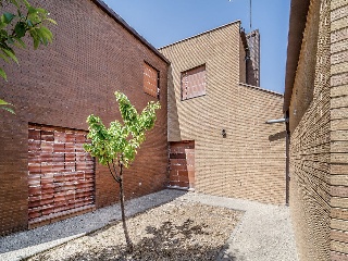 Unifamiliar adosado en Fuentes de Valdepero - Palencia - 19