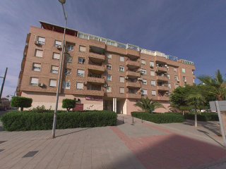 Garaje en venta en Almería de 12  m²