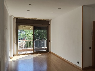 01142-0001 2