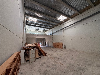 Nave industrial en C/ Ajedrea y C/ Sisallo, Zaragoza 6