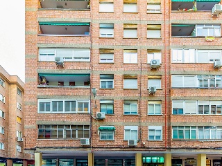 Local en venta en Alcalá De Henares de 314  m²