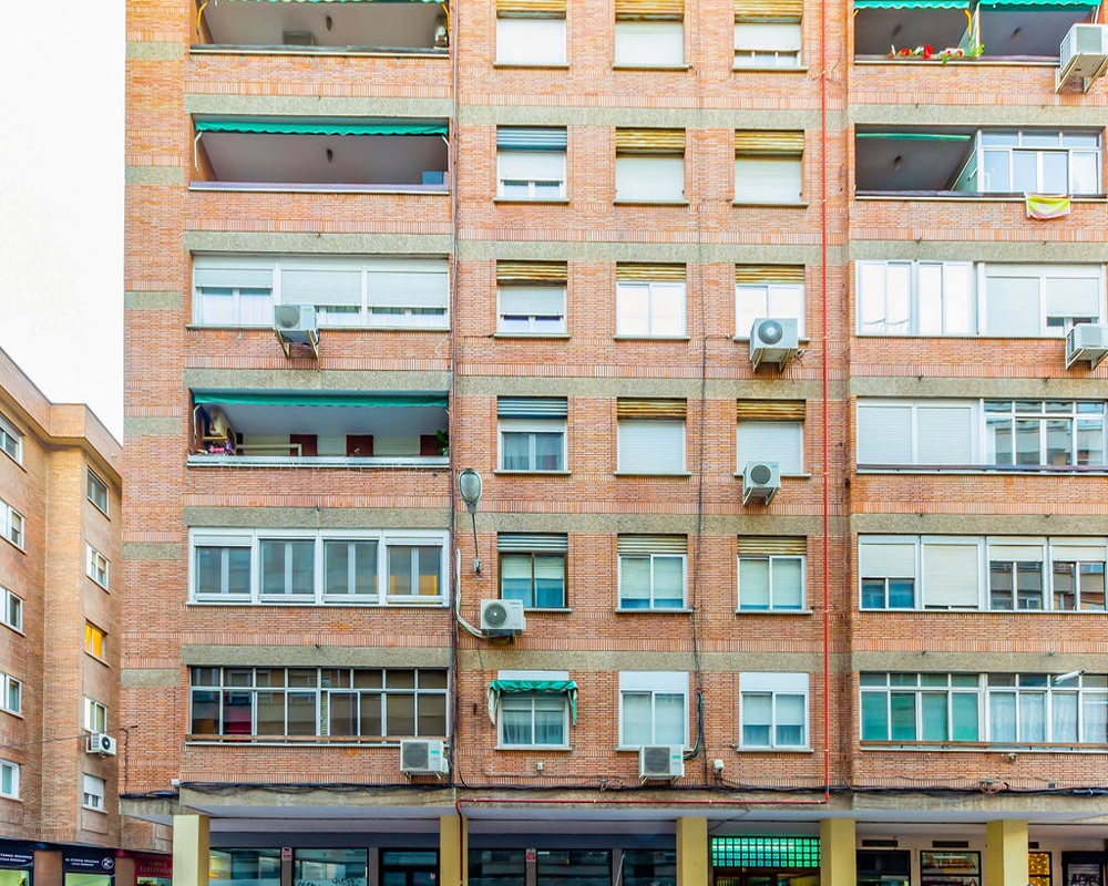 Local en C/ Diego de Torres - Alcalá de Henares -