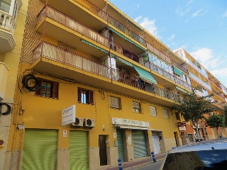 Piso en venta en Campello de 92  m²