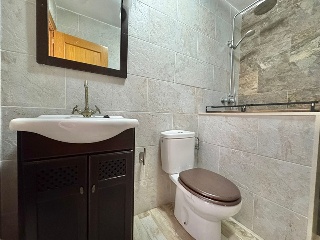 Chalet adosado en Dolores 13