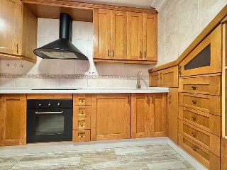 Chalet adosado en Dolores 19