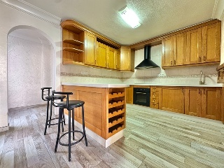 Chalet adosado en Dolores 24