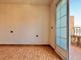 Chalet adosado en Dolores 32