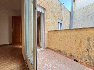 Chalet adosado en Dolores 39