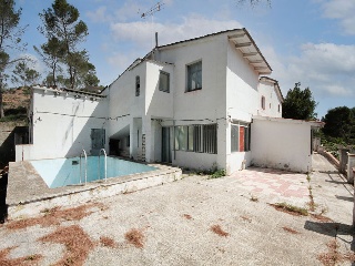 Otros en venta en Sant Esteve Sesrovires de 294  m²