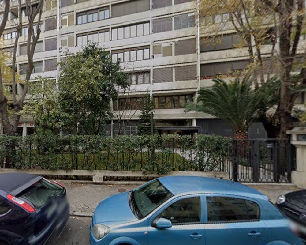 Pisos y trastero en Av Dr Federico rubio y Gali - Madrid -