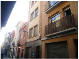 Edificio en C/ Santa Marta - Mataró - Barcelona 2
