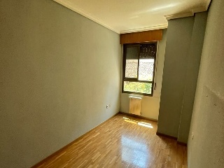 Piso con anejos en C/ Blasco Ibáñez 9