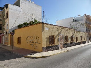 Solar en C/ Menéndez Pelayo 6