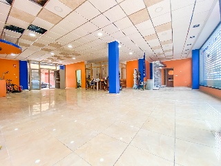 Local próximo al Centro de Salud 2
