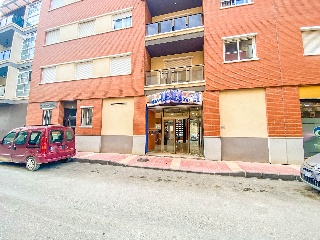 Local próximo al Centro de Salud 11
