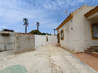 Chalet adosado en C/ Einsten - Torrevieja - Alicante 15