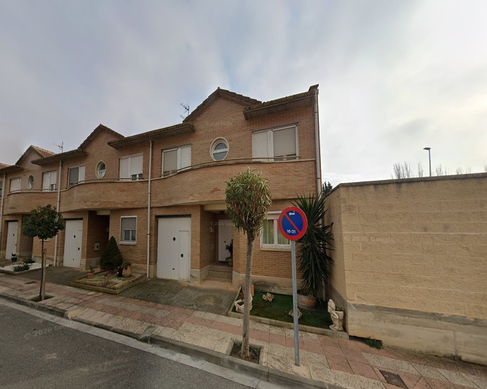 Vivienda adosada en C/ Donantes de Sangre