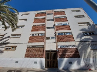 Piso en venta en Cornellà De Llobregat de 76  m²