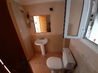 Piso en C/ Calzada Castro, Almeria  18