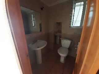 Piso en C/ Calzada Castro, Almeria  19