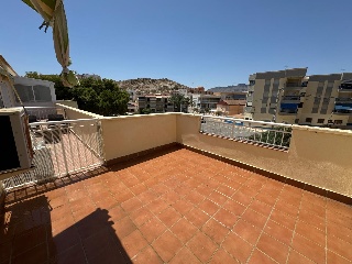 Piso con garaje en C/ Jacinto Benavente, Sitio de La Cala Tía Antonia 17