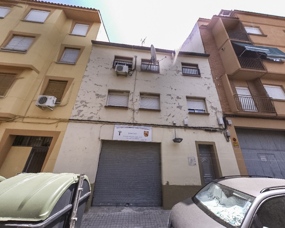 Piso en Pz Pío Ballesteros - Zaragoza -