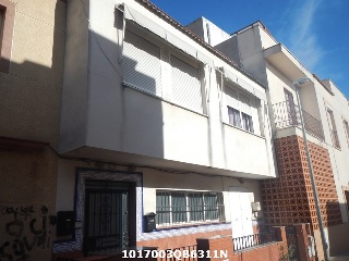 Piso en venta en Coria Del Río de 76  m²