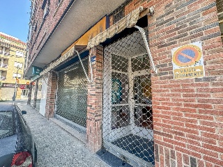 Local en Beniel 12