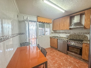 Piso con garaje y trastero en Huerta del Raal 10
