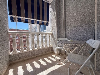 Piso con garaje en Torrevieja 3