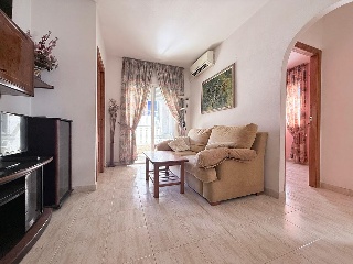 Piso con garaje en Torrevieja 6