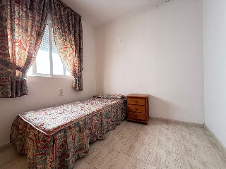 Piso con garaje en Torrevieja 32