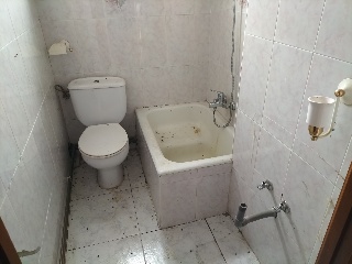 Conjunto de pisos en construcción detenida en Guardo - Palencia - 17
