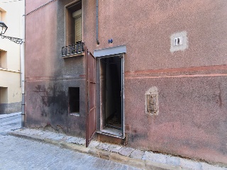 Piso en C/ Mossén Huch - Berga - Barcelona 18