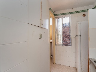 Piso en Barrio de los Rosales 9