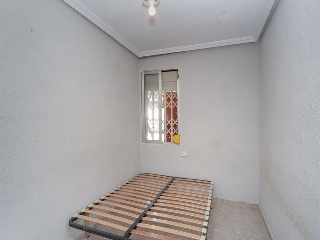 Piso en Barrio de los Rosales 17