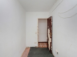 Piso en C/ Illes Canaries - El Hospitalet de Llobregat - 28