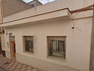 Verge Del Castell 3