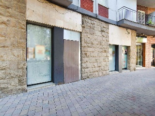 Local en Plaza de la Sardana 33