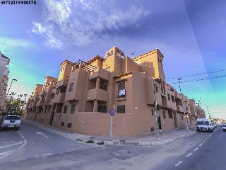 Vivienda en C/ Rabindranath Tagore - Torrevieja - 38