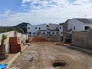 Vivienda unifamiliar adosada en construción en Montserrat - Valencia - 2