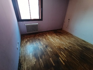 Piso, garaje y trastero en C/ Faustino Cordón Bonet, Madrid  12