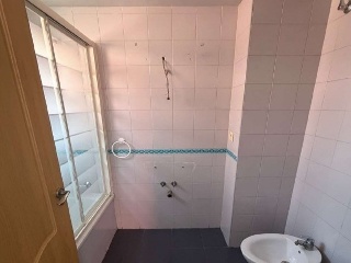 Piso, garaje y trastero en C/ Faustino Cordón Bonet, Madrid  21
