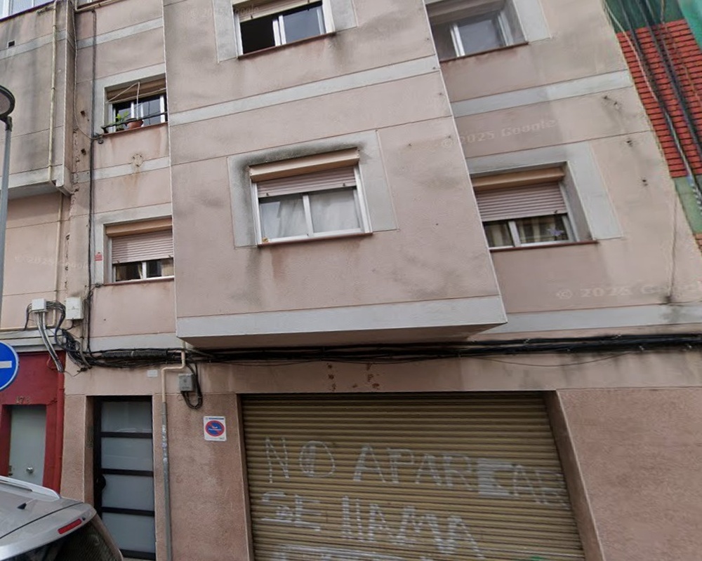 Piso en C/ Granada - Badalona - Barcelona