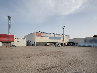 Nave en C/ seis de junio 7
