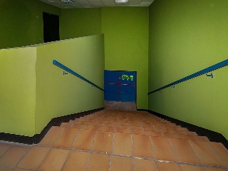 Nave en C/ seis de junio 23